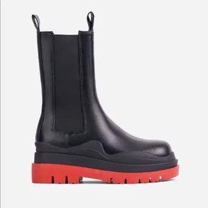 Black Chunky Boot